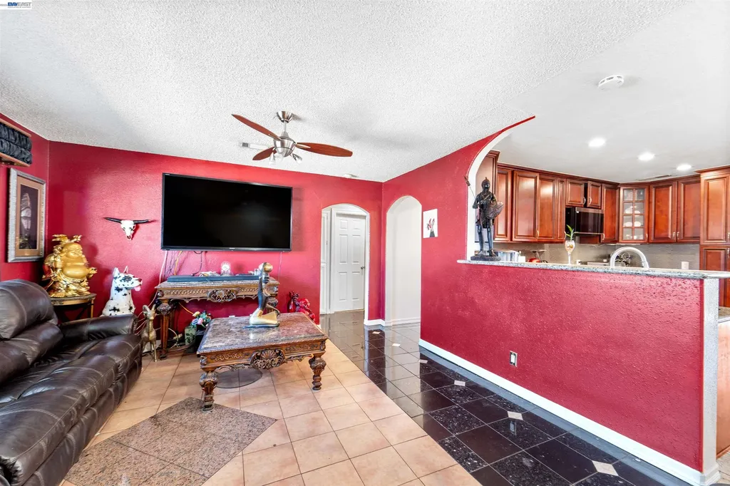 357 White Drive Hayward CA 94544