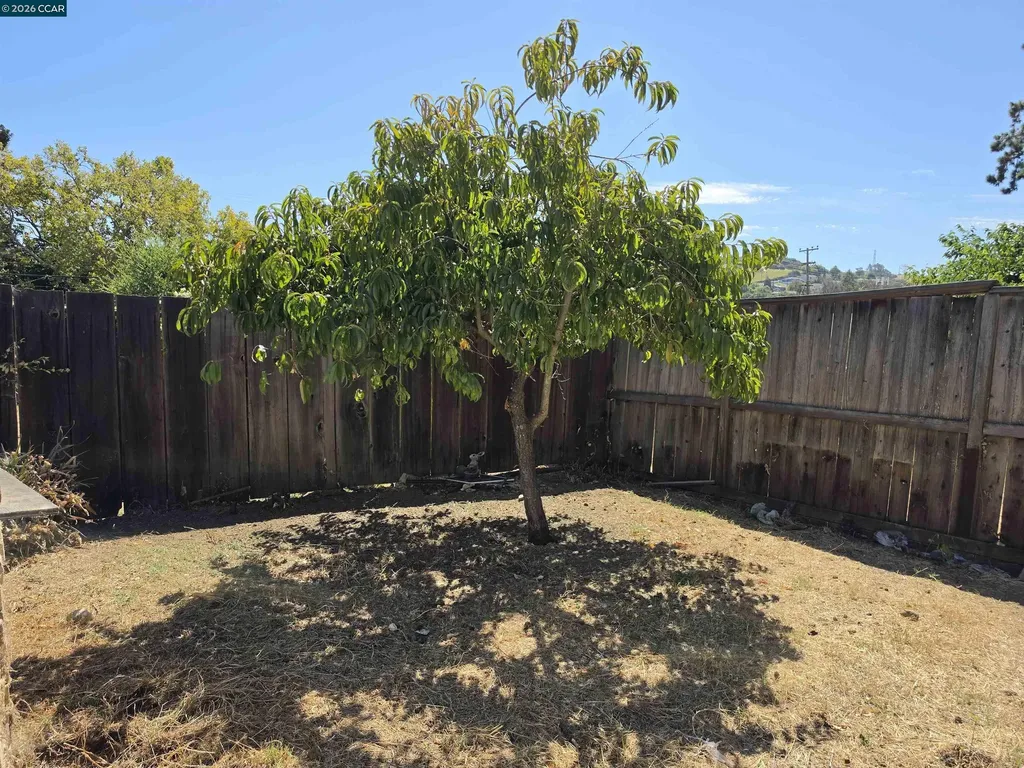 107 Orange Street Vallejo CA 94590