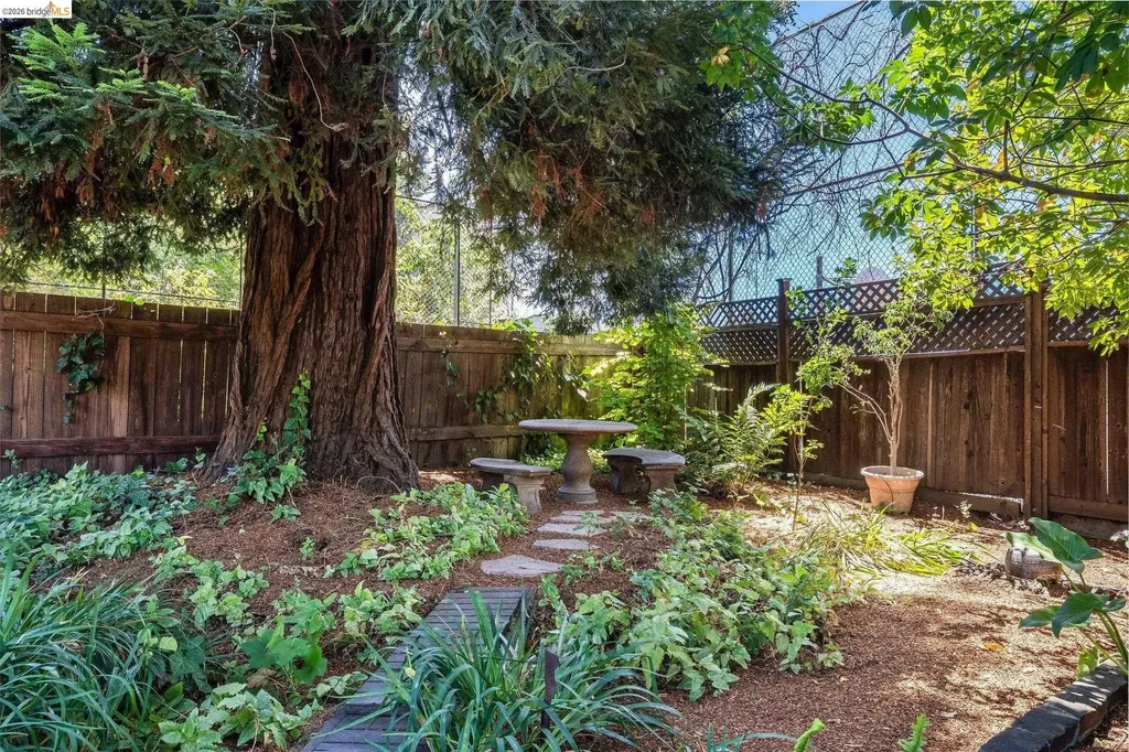 3300 Wilson Place Oakland CA 94602