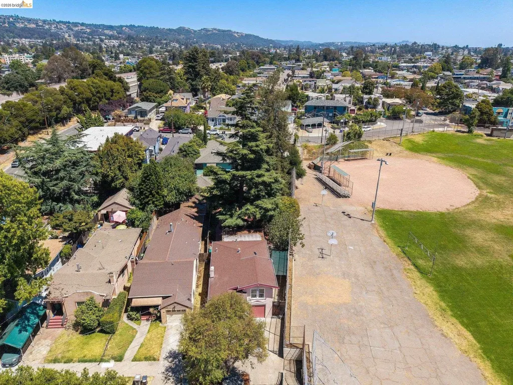 3300 Wilson Place Oakland CA 94602