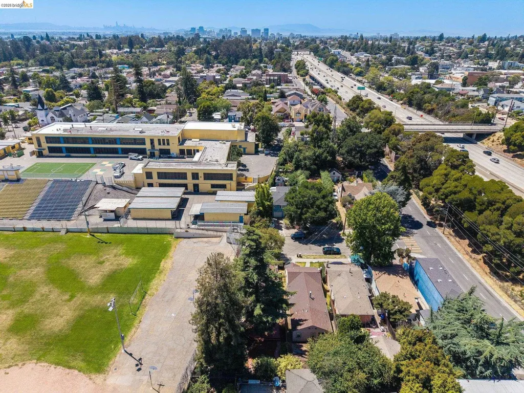 3300 Wilson Place Oakland CA 94602