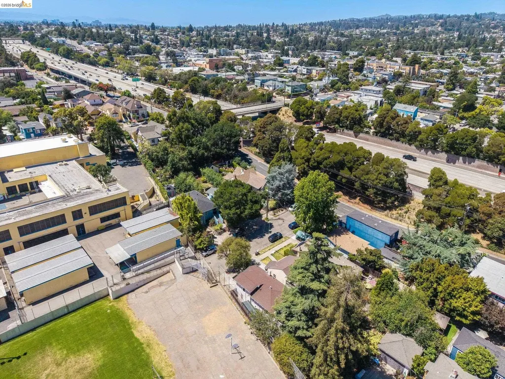 3300 Wilson Place Oakland CA 94602