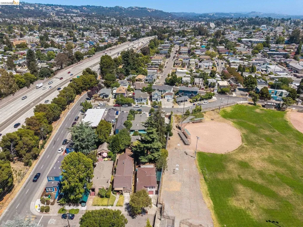 3300 Wilson Place Oakland CA 94602