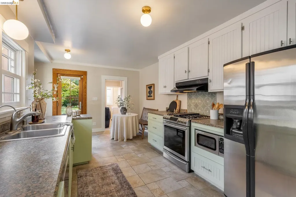 3300 Wilson Place Oakland CA 94602