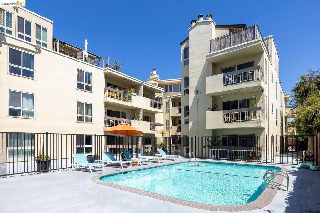 77 Fairmount Avenue Oakland CA 94611