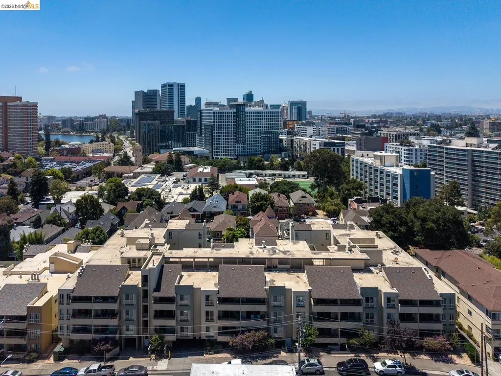 77 Fairmount Avenue Oakland CA 94611