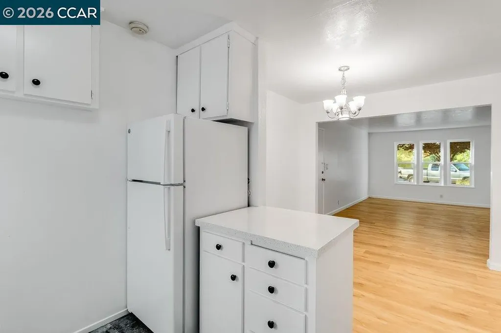 375 Camelback Drive Pleasant Hill CA 94523