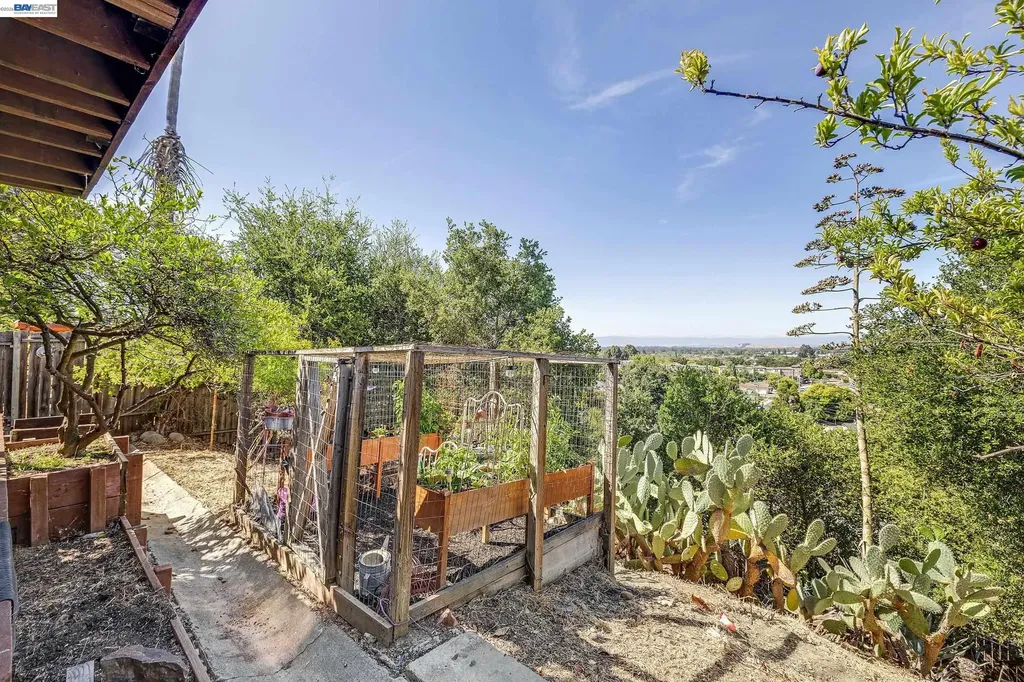33027 Palmetto Drive Union City CA 94587