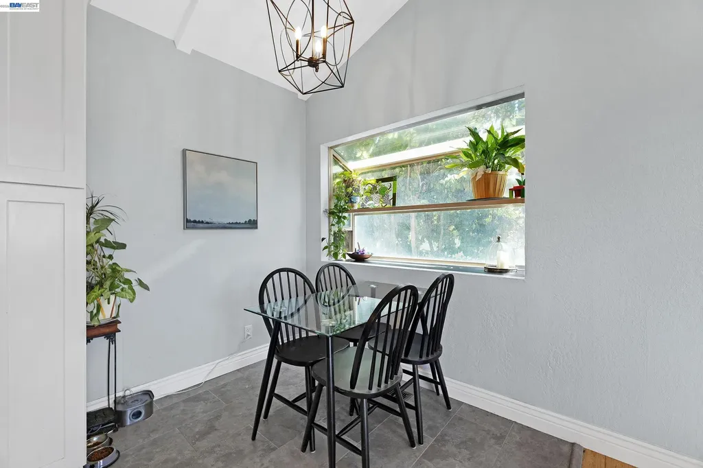 33027 Palmetto Drive Union City CA 94587