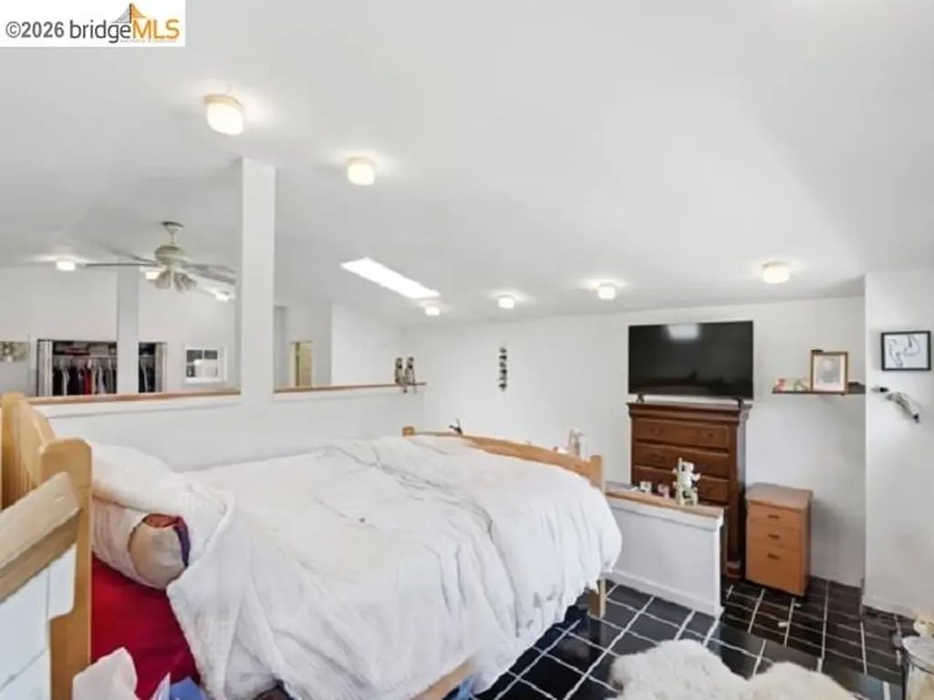 4105 Gregory Street Oakland CA 94619