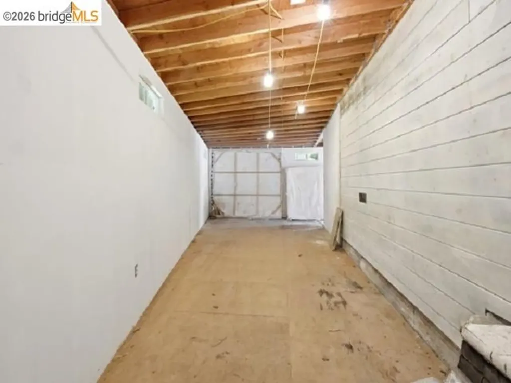 4105 Gregory Street Oakland CA 94619