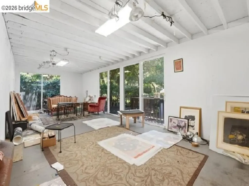 4105 Gregory Street Oakland CA 94619