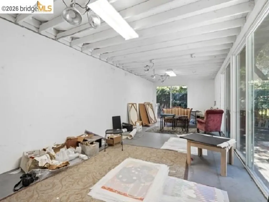 4105 Gregory Street Oakland CA 94619