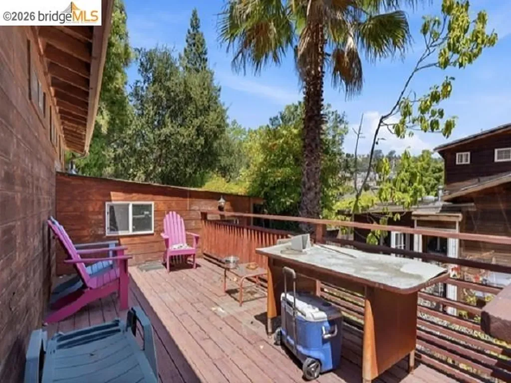 4105 Gregory Street Oakland CA 94619