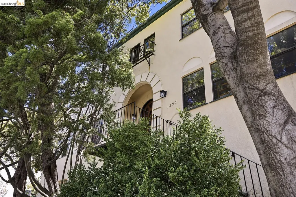 2522 Hilgard Avenue Berkeley CA 94709