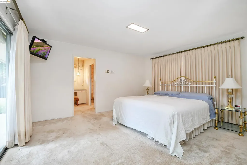 227 Pueblo Drive Pittsburg CA 94565