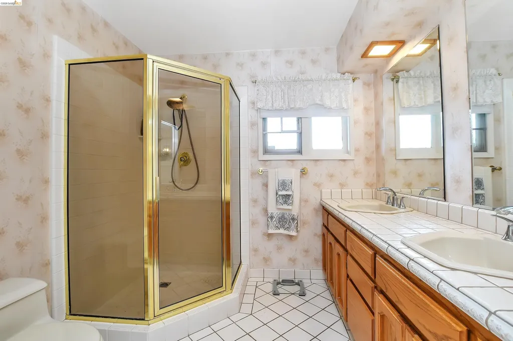 227 Pueblo Drive Pittsburg CA 94565