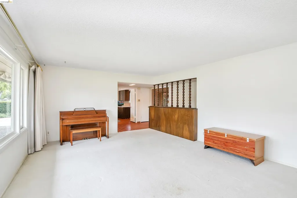 227 Pueblo Drive Pittsburg CA 94565