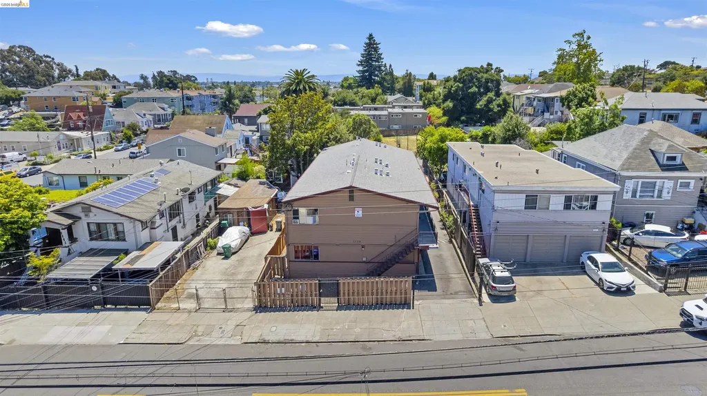 2529 27th Street Oakland CA 94601