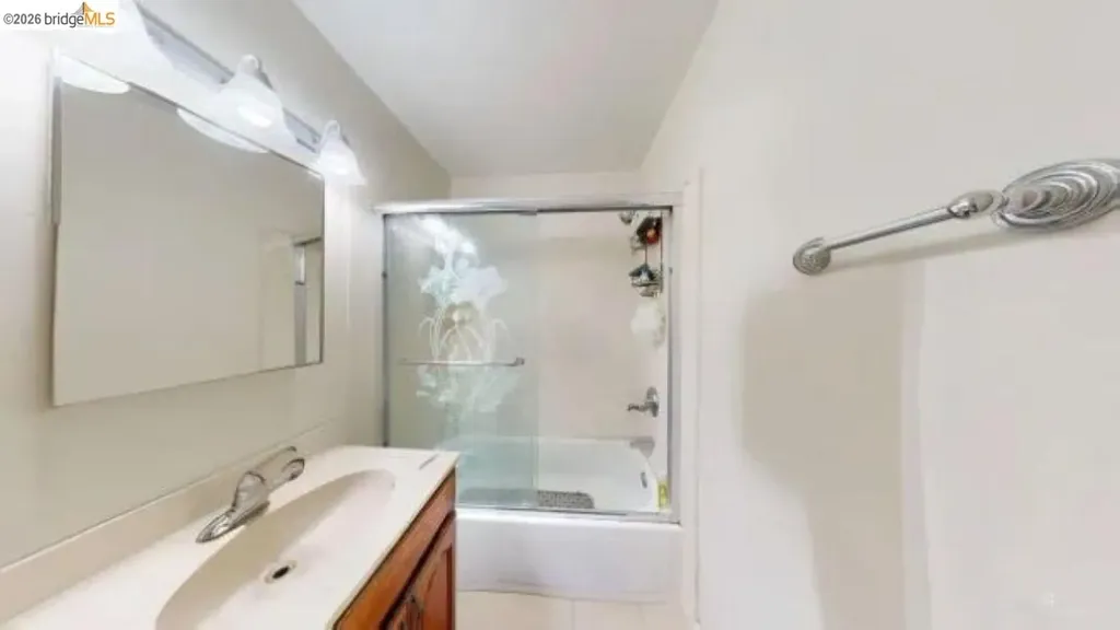 2529 27th Street Oakland CA 94601