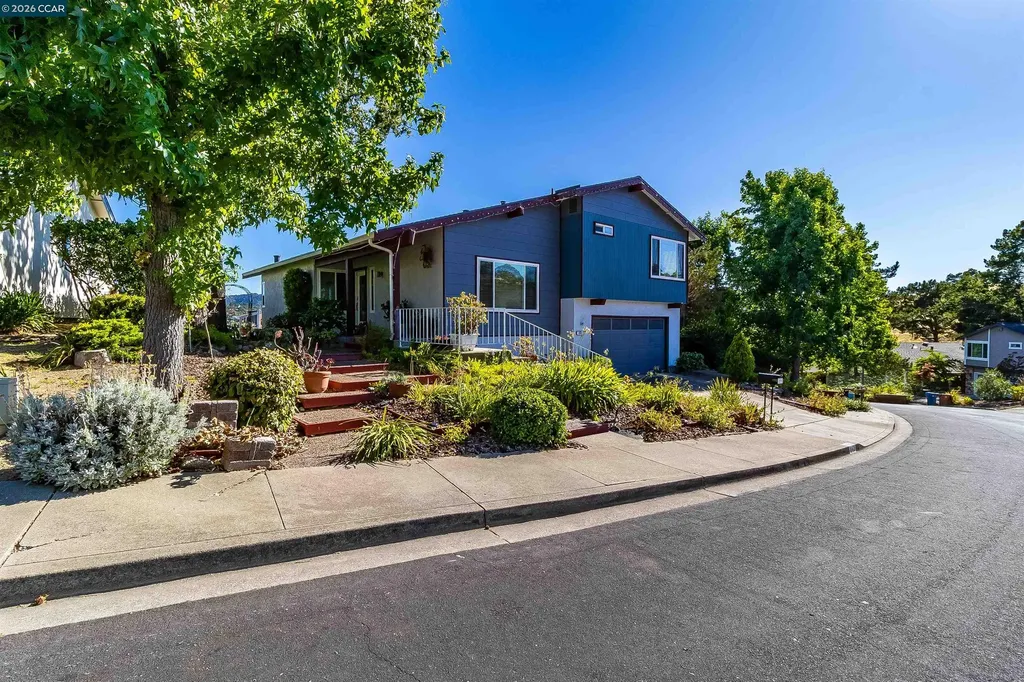 640 Skyline Drive Martinez CA 94553