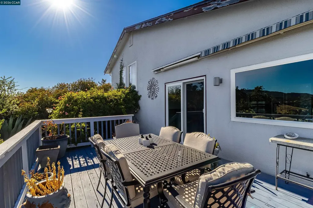 640 Skyline Drive Martinez CA 94553