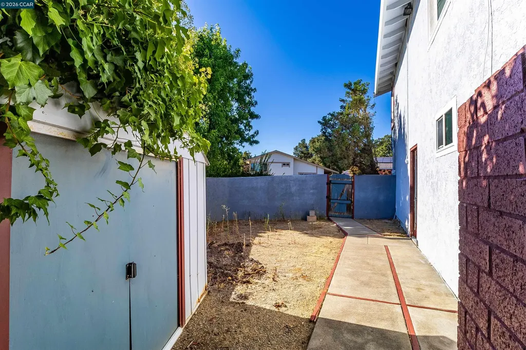 640 Skyline Drive Martinez CA 94553