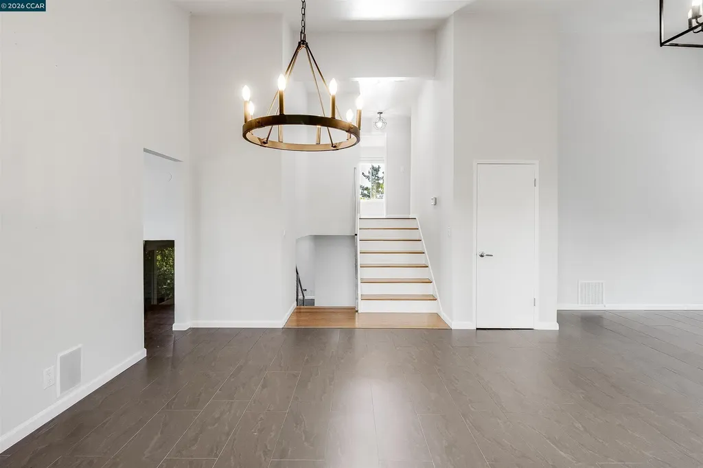 640 Skyline Drive Martinez CA 94553