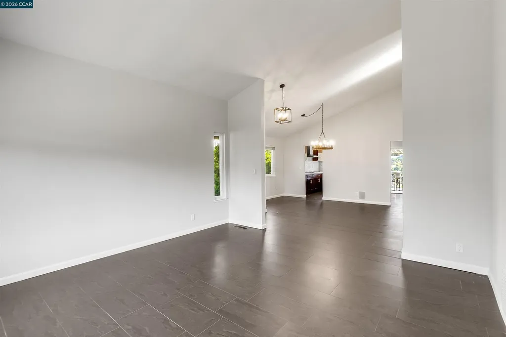 640 Skyline Drive Martinez CA 94553