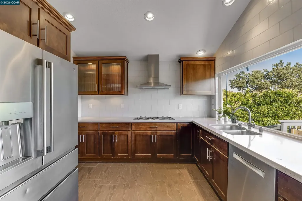 640 Skyline Drive Martinez CA 94553