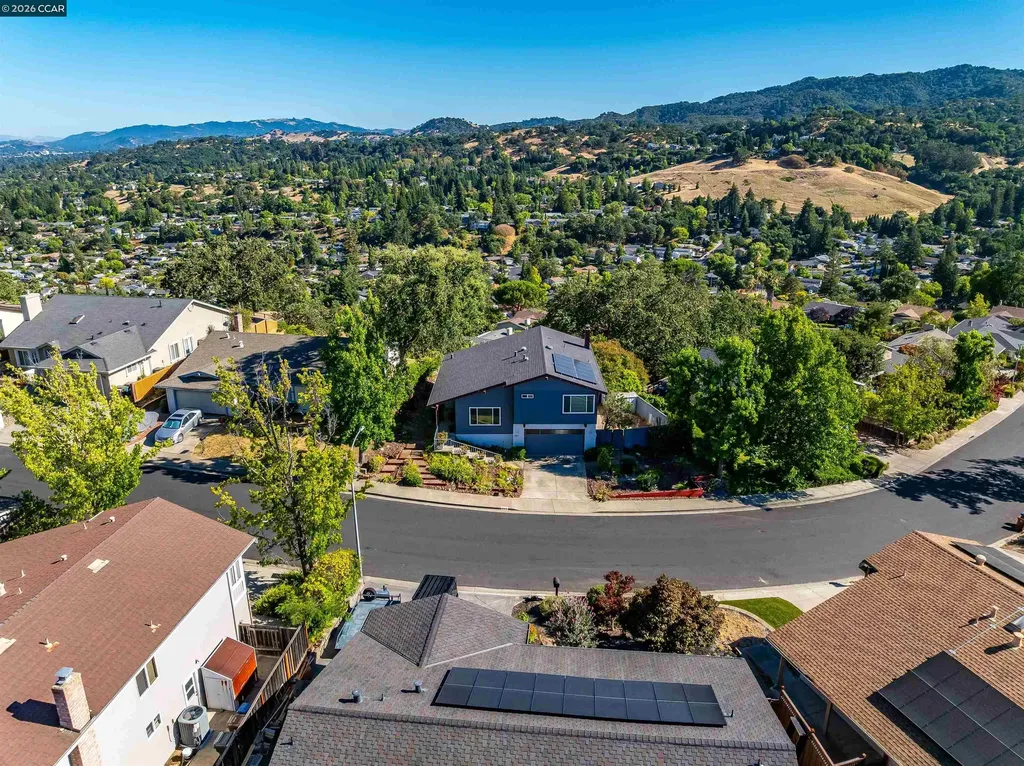 640 Skyline Drive Martinez CA 94553