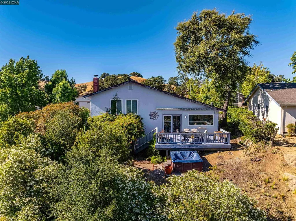 640 Skyline Drive Martinez CA 94553