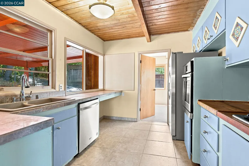 890 Holly Hill Drive Walnut Creek CA 94596