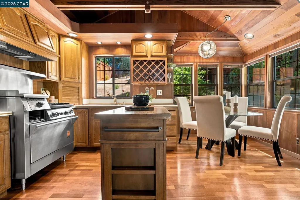 890 Holly Hill Drive Walnut Creek CA 94596