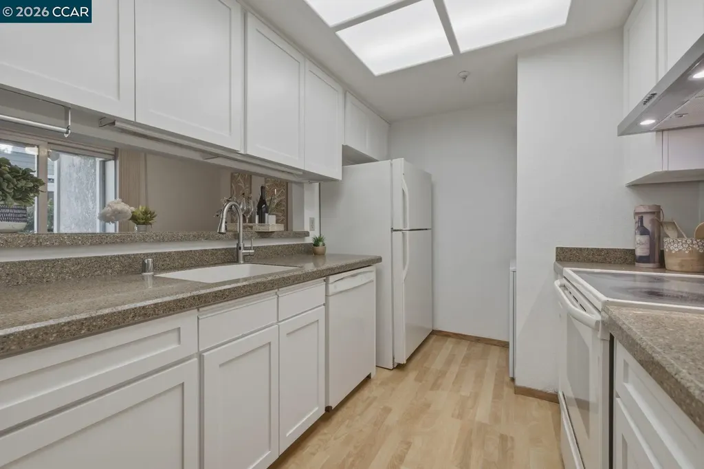 2597 Oak Road Walnut Creek CA 94597