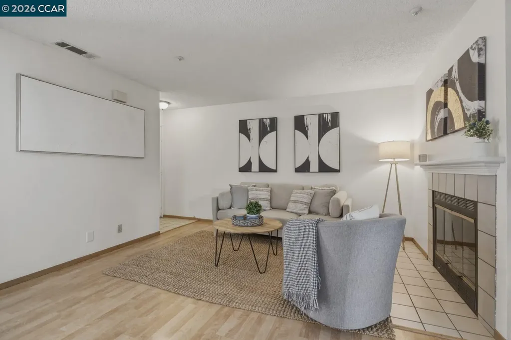 2597 Oak Road Walnut Creek CA 94597