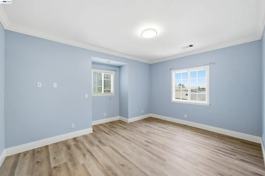 5129 Ygnacio Avenue Oakland CA 94601