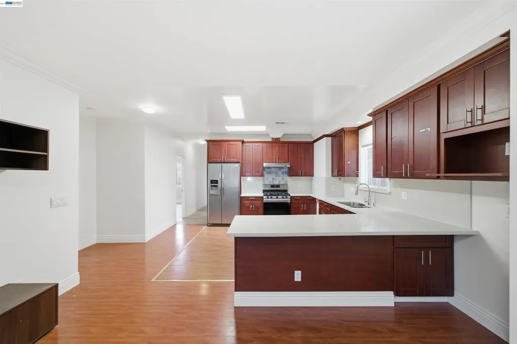 5129 Ygnacio Avenue Oakland CA 94601
