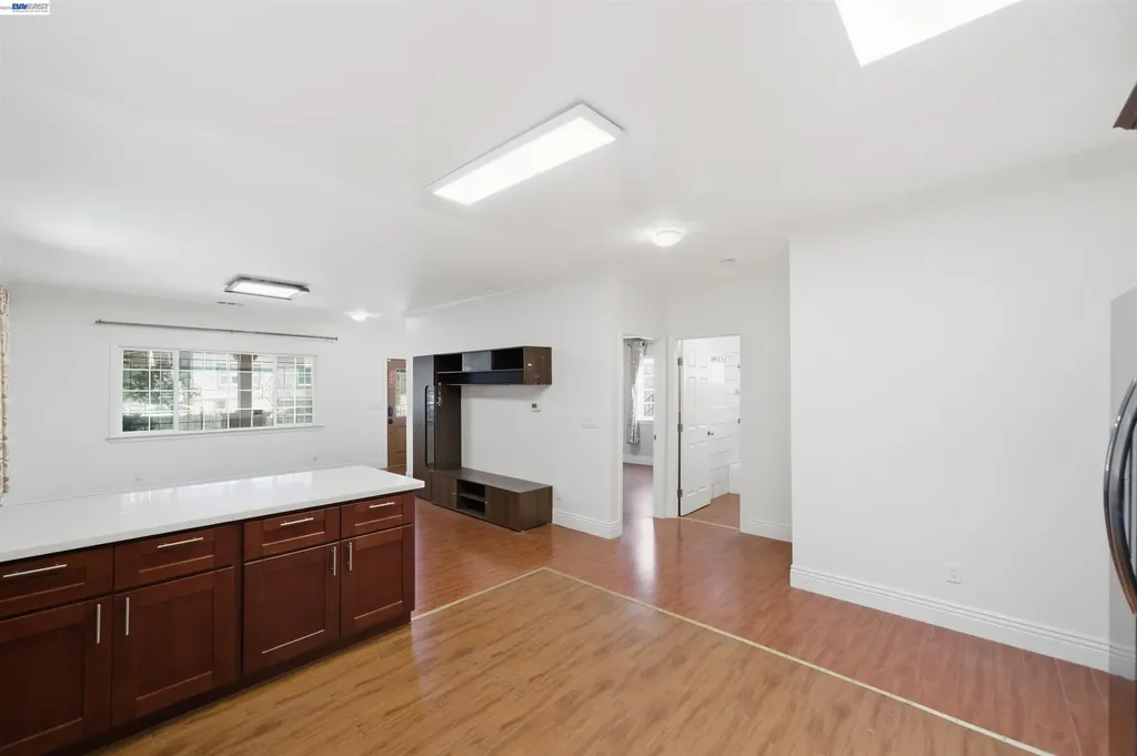 5129 Ygnacio Avenue Oakland CA 94601