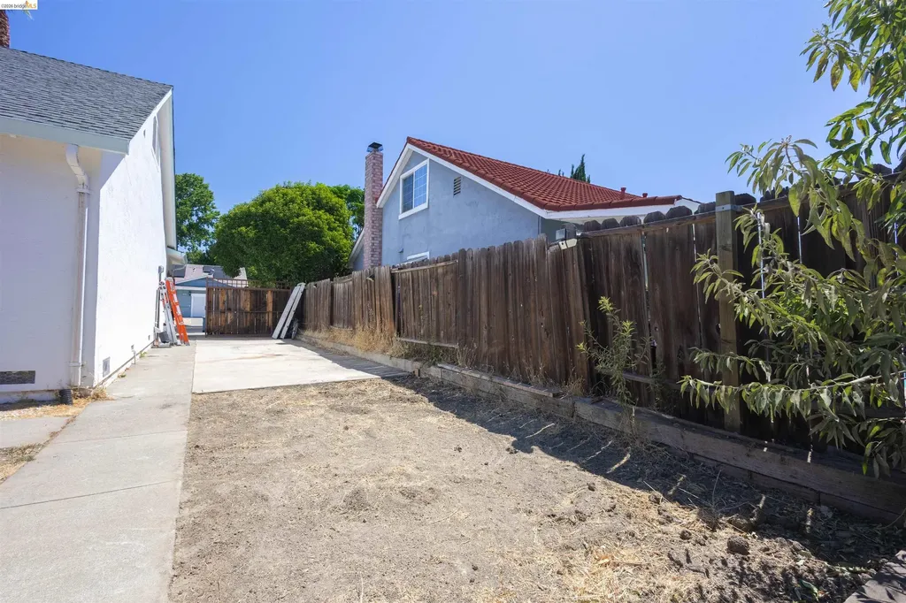 3306 G Street Antioch CA 94509