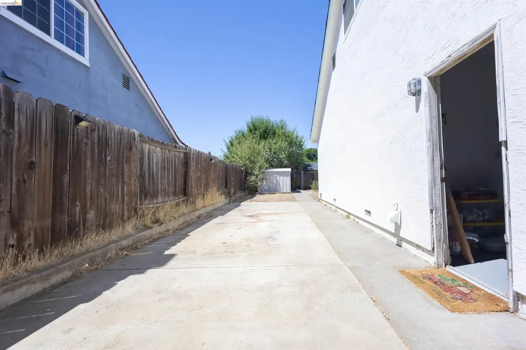 3306 G Street Antioch CA 94509