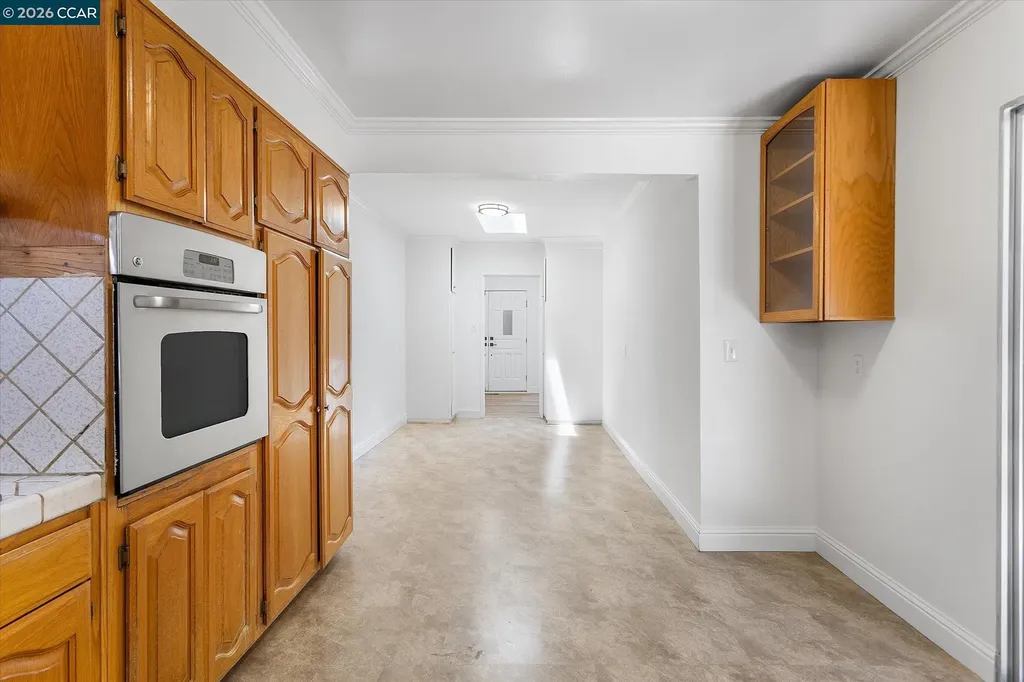 375 Carson Drive Hayward CA 94544