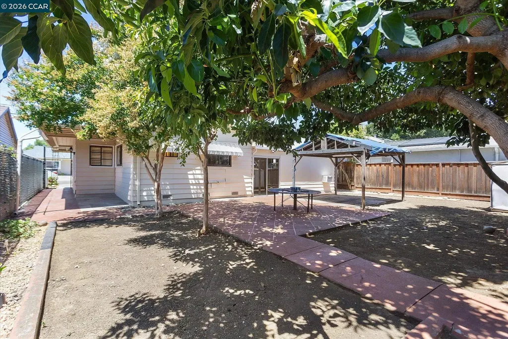375 Carson Drive Hayward CA 94544