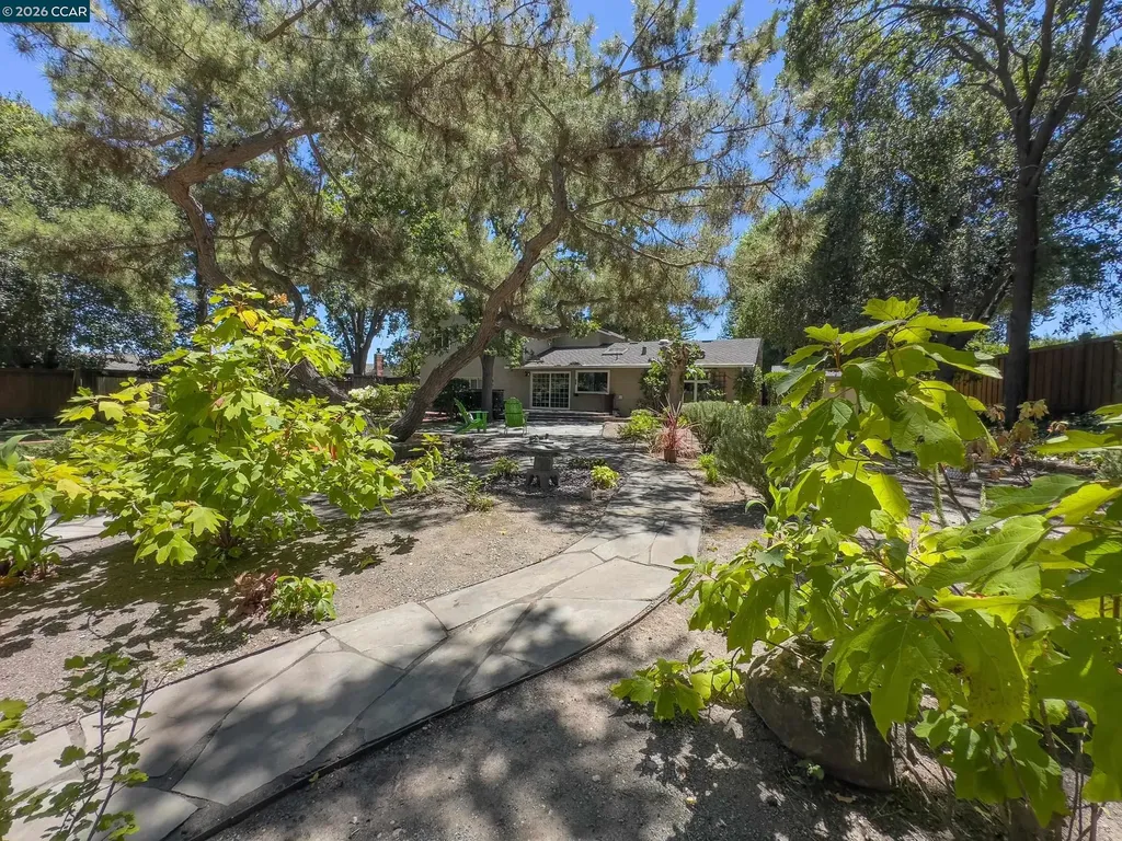 3130 La Playa Court Lafayette CA 94549