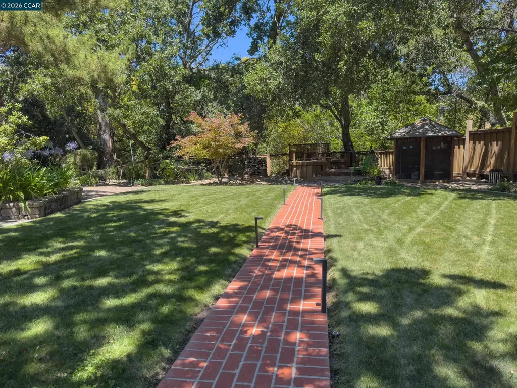 3130 La Playa Court Lafayette CA 94549