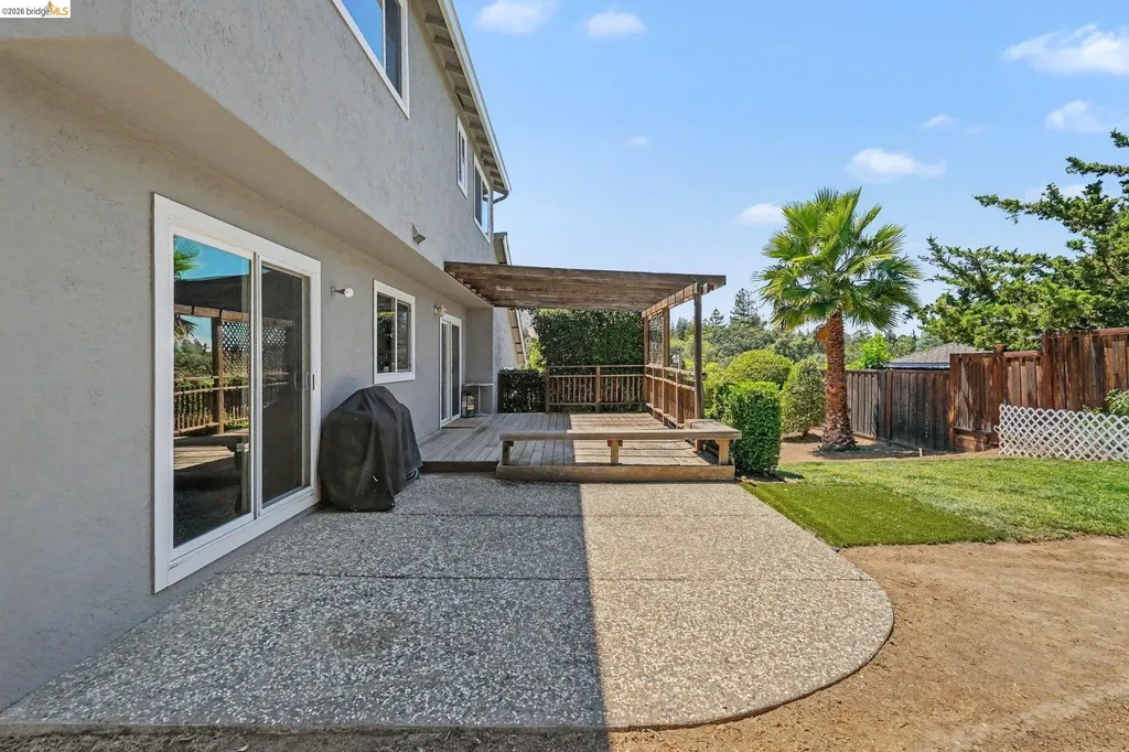 332 Chardonnay Circle Clayton CA 94517