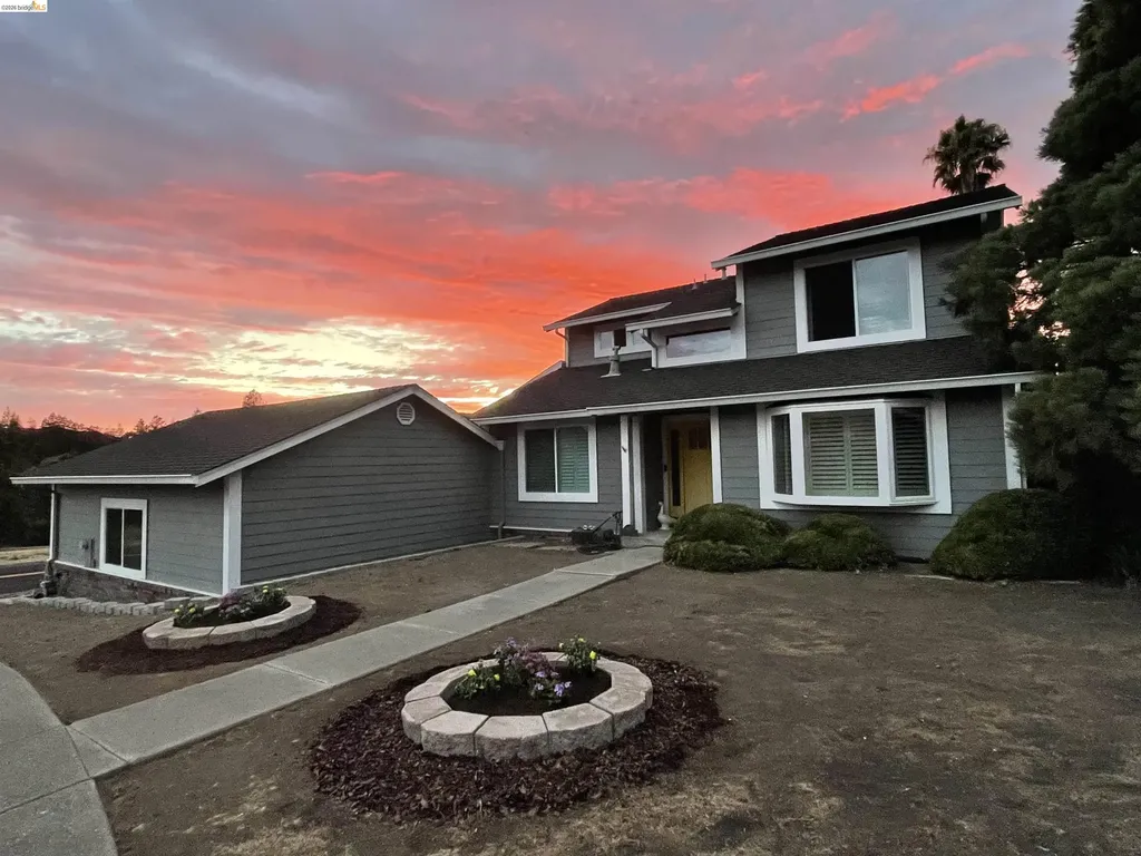 332 Chardonnay Circle Clayton CA 94517