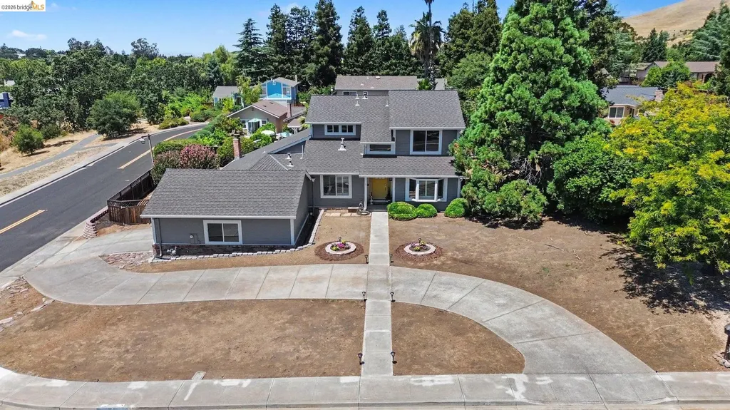 332 Chardonnay Circle Clayton CA 94517