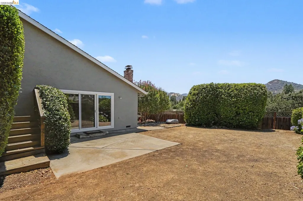 332 Chardonnay Circle Clayton CA 94517