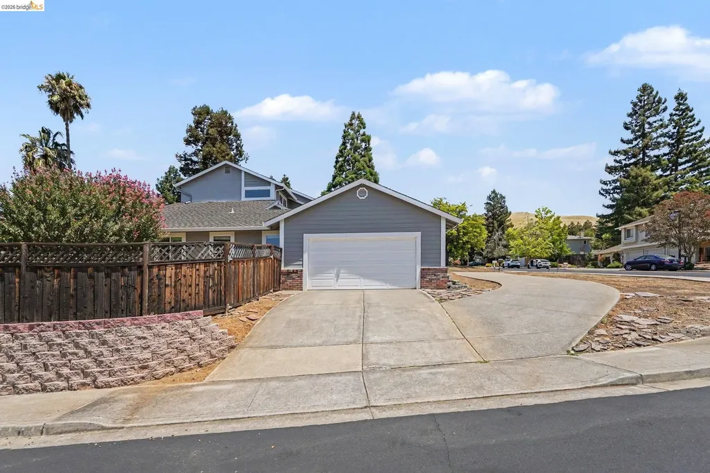 332 Chardonnay Circle Clayton CA 94517